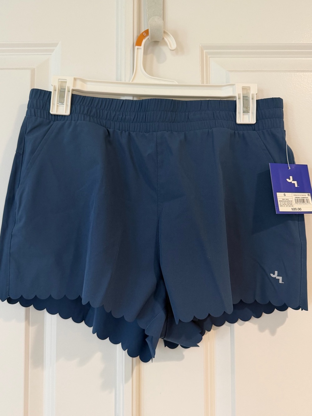 JoyLab Navy Scallop-Hem Athletic Shorts